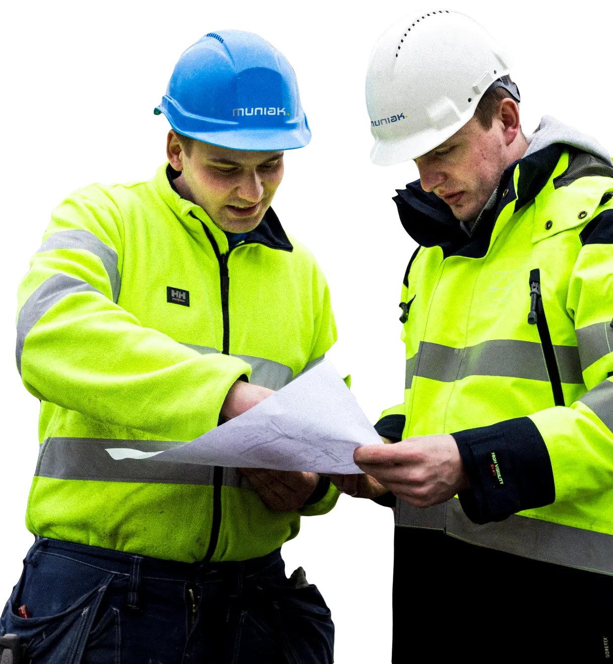 Dwaj budowlańcy w kaskach z logiem muniak